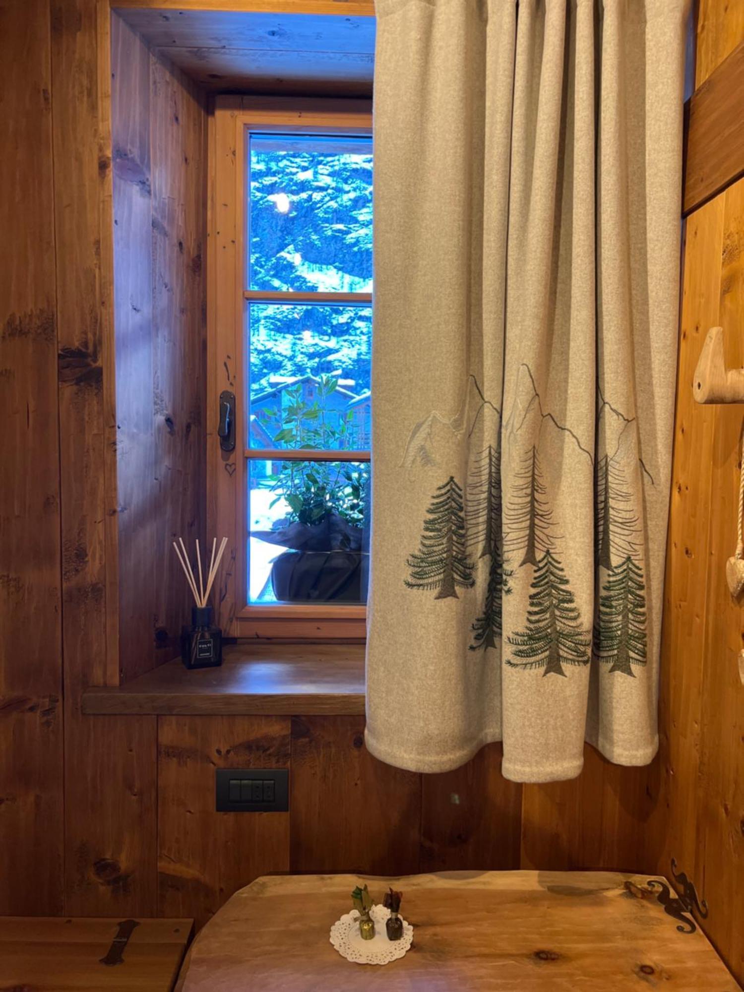Wongade Hotel Gressoney-la-Trinité Екстериор снимка